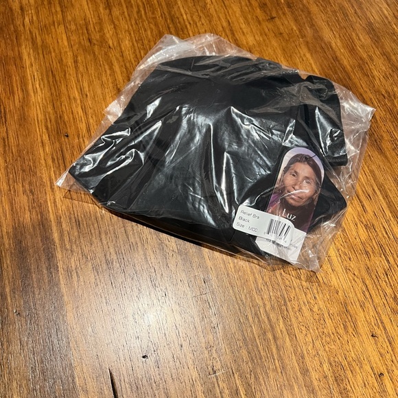 EBY Relief Bra Black MDD - Picture 2 of 10